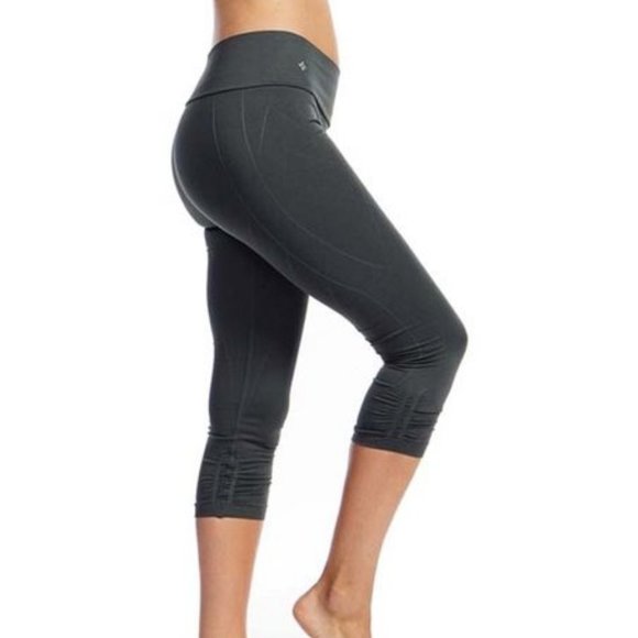 NUX Mesa Capri Purple Leggings. * Size Med * - Picture 4 of 7